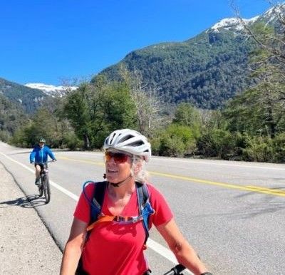 Sandy Schreyer Cycling on the  tour with redspokes